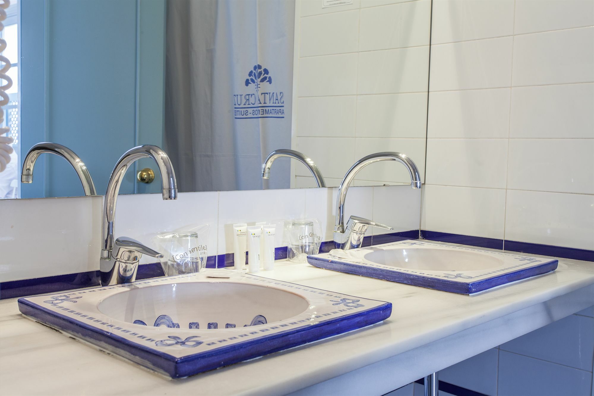 Santa Cruz Apartment Севиля Екстериор снимка